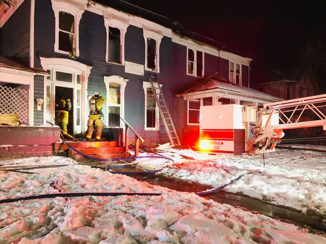 Man rescued from Newark fire, suffers significant injuries